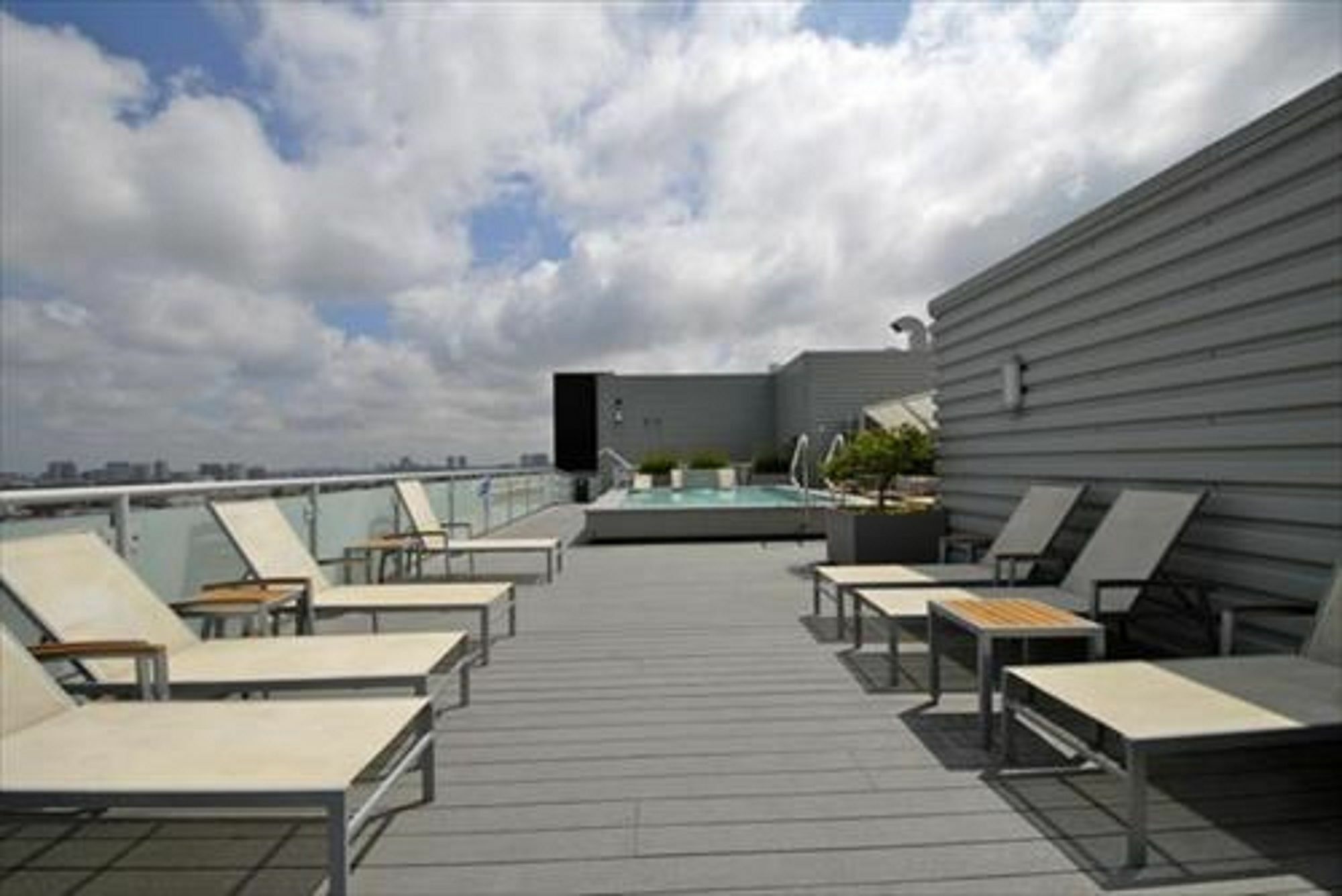 Global Luxury Suites At Kenmore Square Boston Exterior foto
